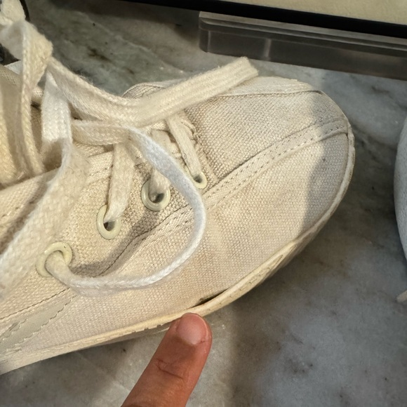 Tretorn White Canvas Original Casual Sneakers women's Size 9 - Picture 7 of 8